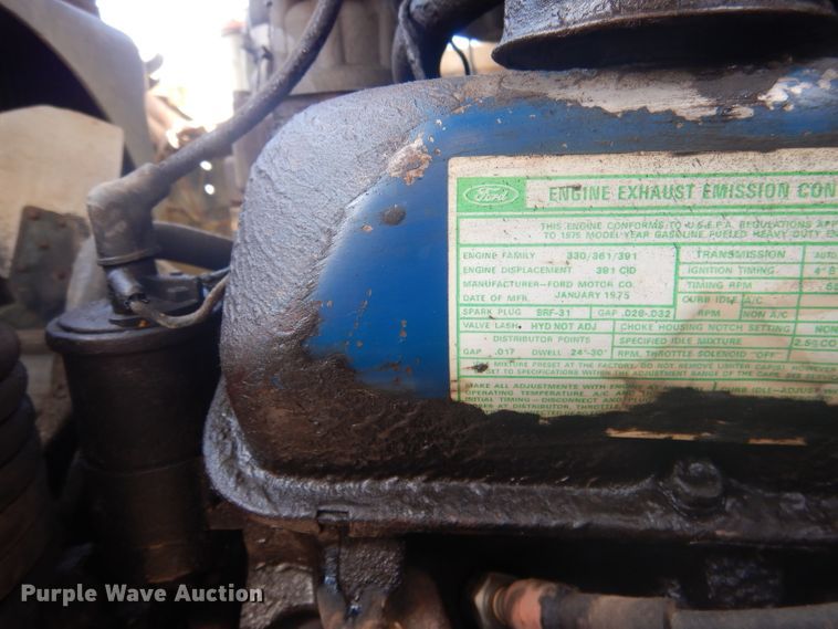 image for item HU9271 1975 Ford F700  dump truck