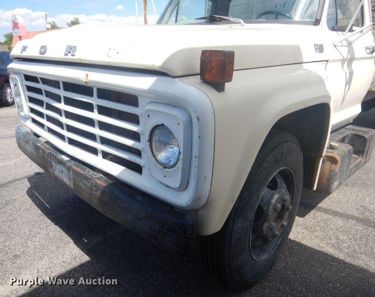 image for item HU9271 1975 Ford F700  dump truck