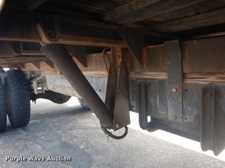 image for item HU9271 1975 Ford F700  dump truck