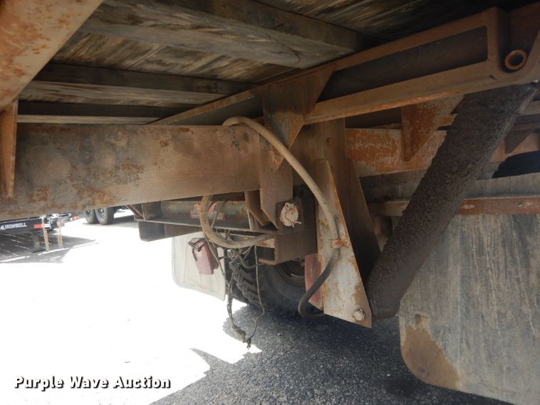 image for item HU9271 1975 Ford F700  dump truck