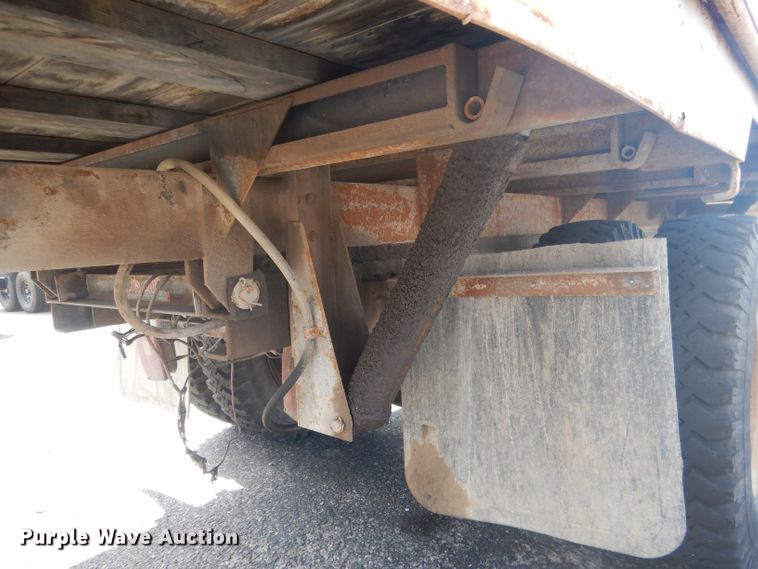 image for item HU9271 1975 Ford F700  dump truck