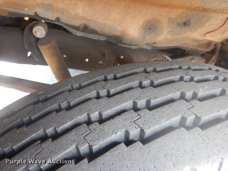 image for item HU9271 1975 Ford F700  dump truck