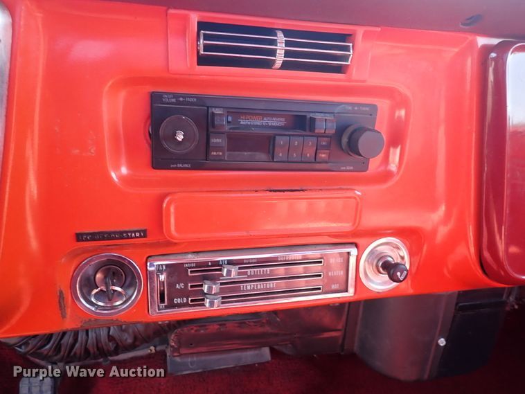 image for item IB9019 1970 GMC 1500  pickup truck