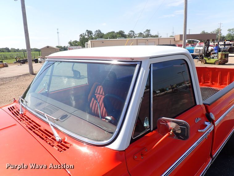 image for item IB9019 1970 GMC 1500  pickup truck