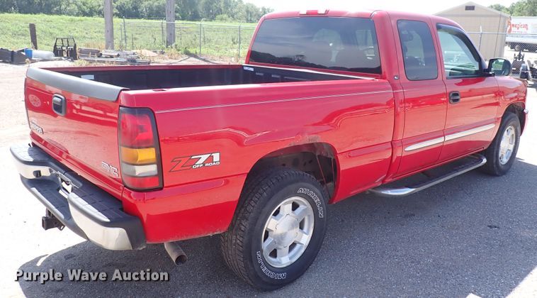image for item IB9021 2006 GMC Sierra 1500  Ext. Cab pickup truck