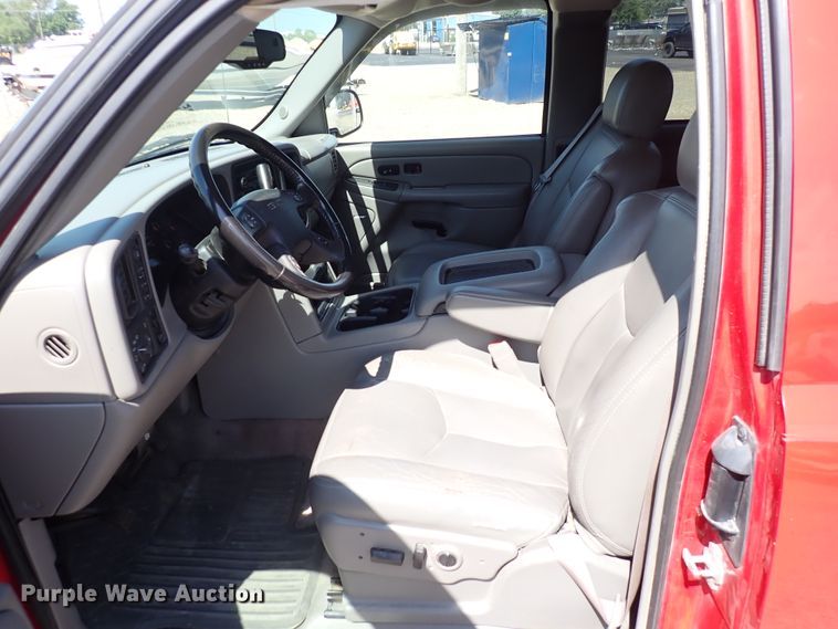 image for item IB9021 2006 GMC Sierra 1500  Ext. Cab pickup truck