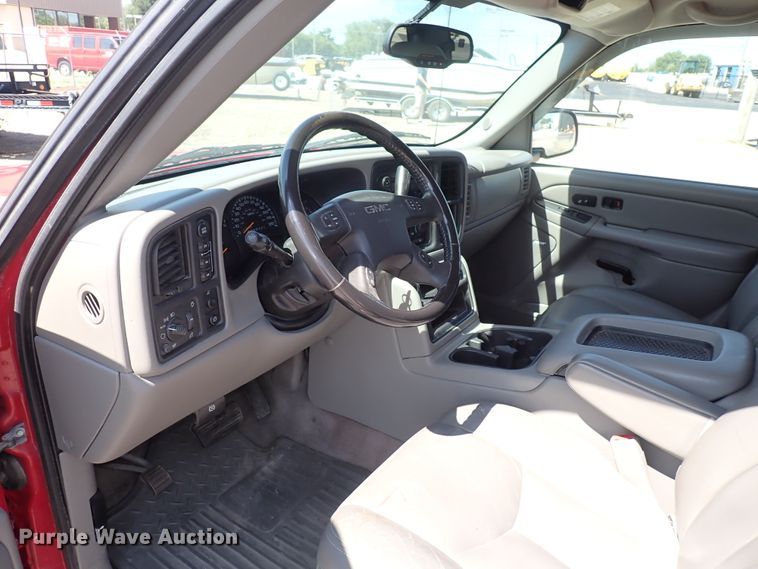 image for item IB9021 2006 GMC Sierra 1500  Ext. Cab pickup truck