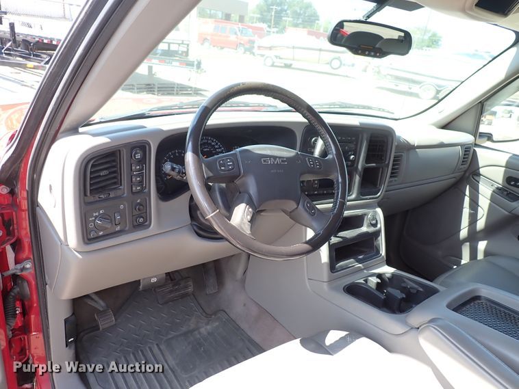 image for item IB9021 2006 GMC Sierra 1500  Ext. Cab pickup truck