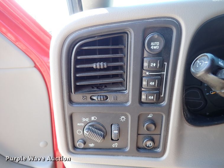 image for item IB9021 2006 GMC Sierra 1500  Ext. Cab pickup truck