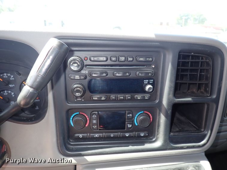 image for item IB9021 2006 GMC Sierra 1500  Ext. Cab pickup truck