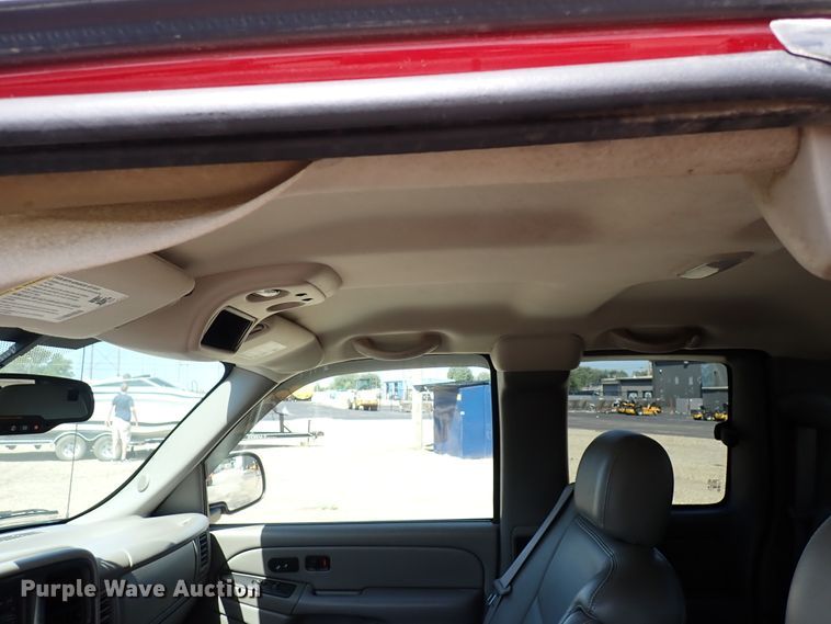 image for item IB9021 2006 GMC Sierra 1500  Ext. Cab pickup truck