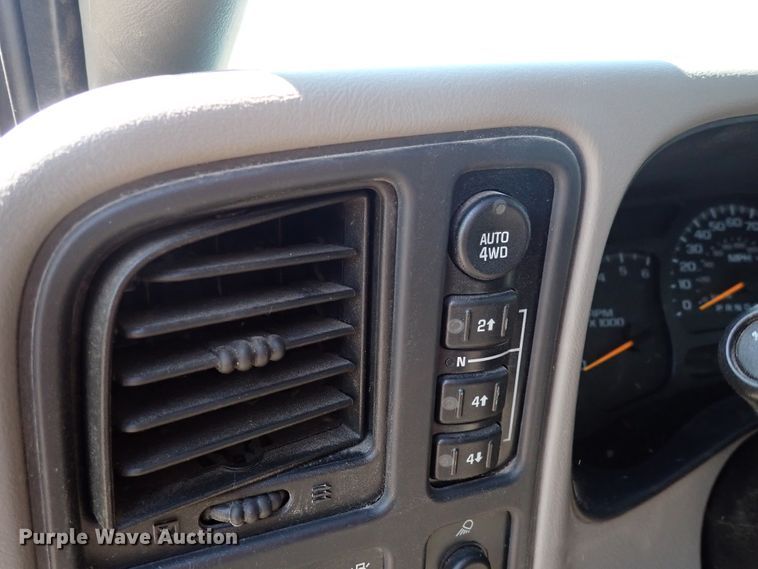 image for item IB9021 2006 GMC Sierra 1500  Ext. Cab pickup truck