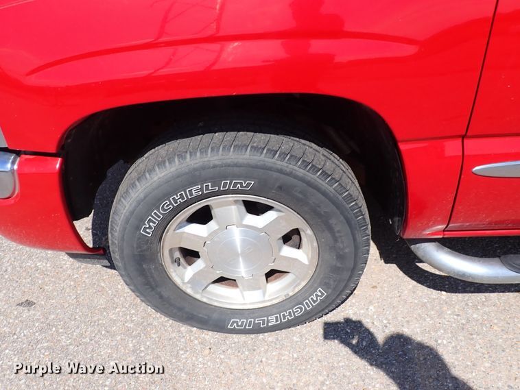 image for item IB9021 2006 GMC Sierra 1500  Ext. Cab pickup truck