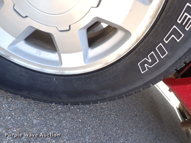 image for item IB9021 2006 GMC Sierra 1500  Ext. Cab pickup truck