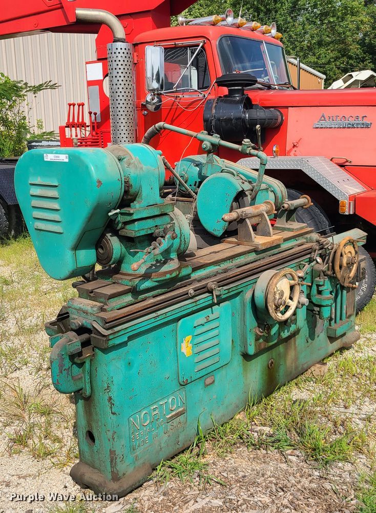 image for item IC9892 Norton grinding machine