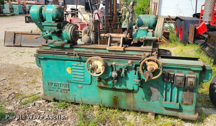 image for item IC9892 Norton grinding machine