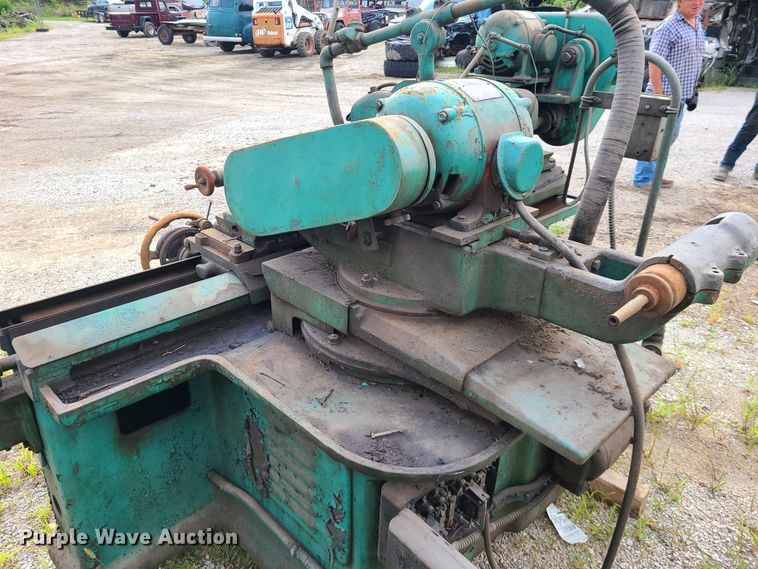 image for item IC9892 Norton grinding machine