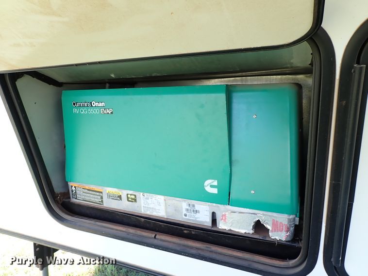 image for item IN9562 2015 Keystone Fuzion  camper