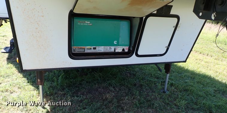 image for item IN9562 2015 Keystone Fuzion  camper