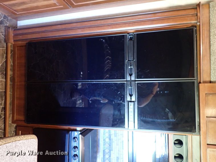 image for item IN9562 2015 Keystone Fuzion  camper