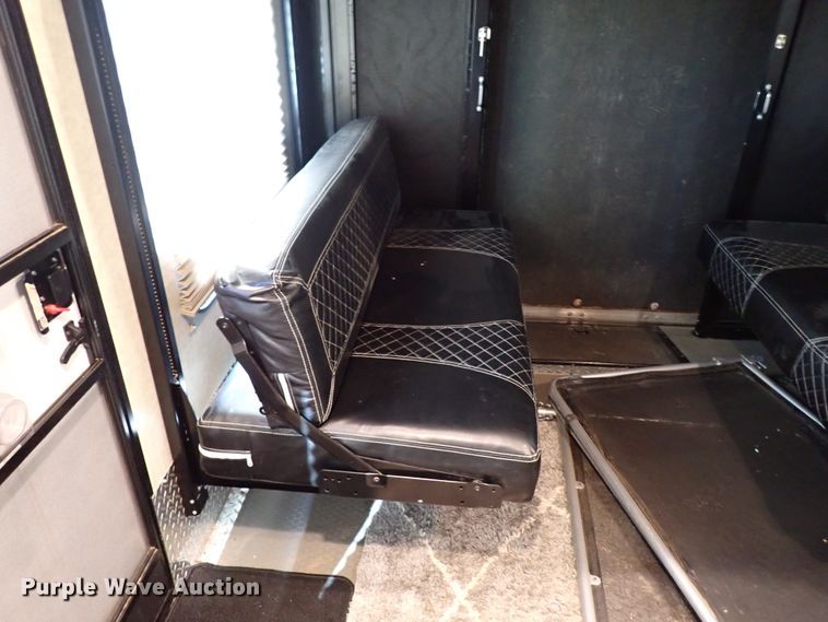 image for item IN9562 2015 Keystone Fuzion  camper