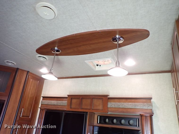 image for item IN9562 2015 Keystone Fuzion  camper