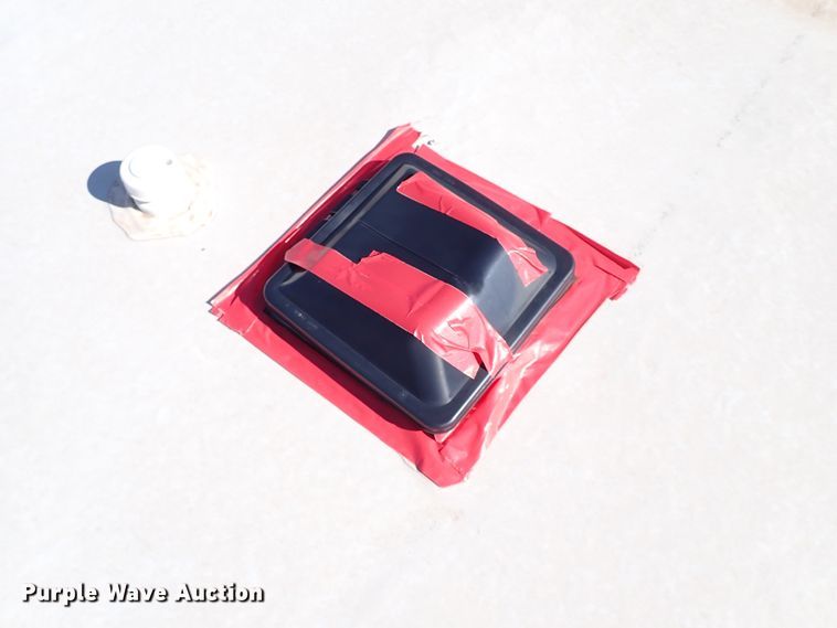 image for item IN9562 2015 Keystone Fuzion  camper