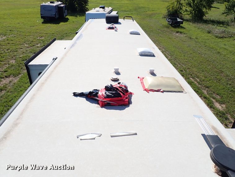 image for item IN9562 2015 Keystone Fuzion  camper