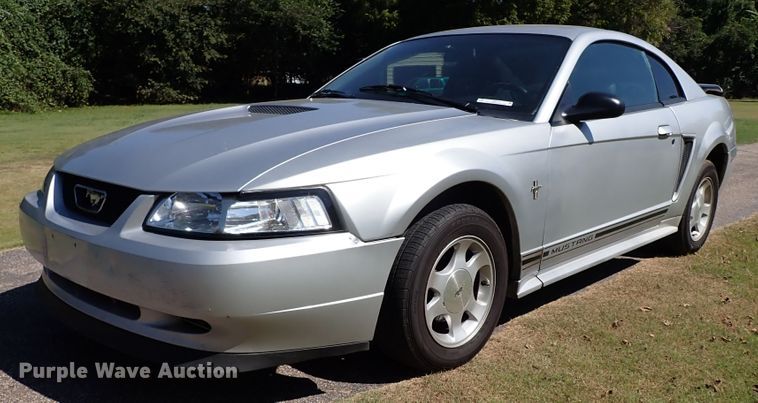 image for item IN9574 2001 Ford Mustang