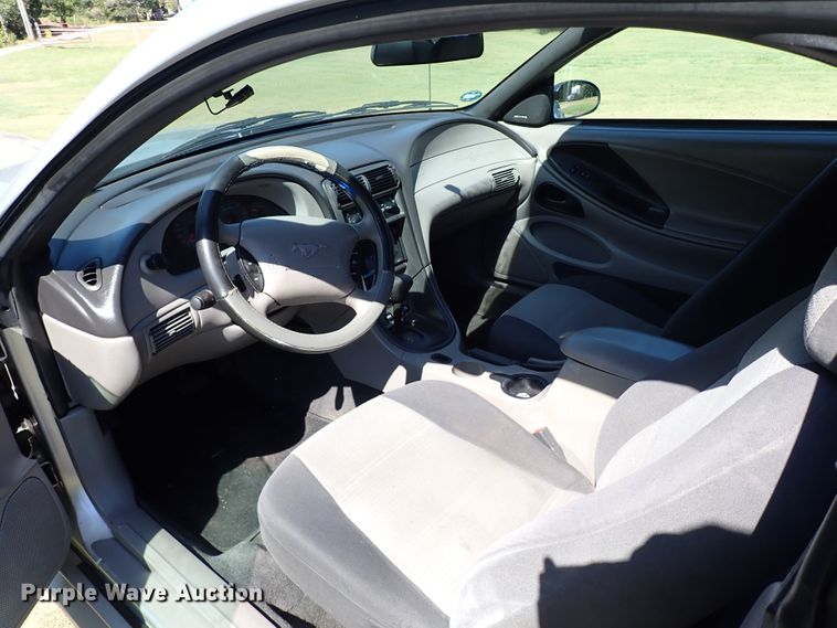 image for item IN9574 2001 Ford Mustang