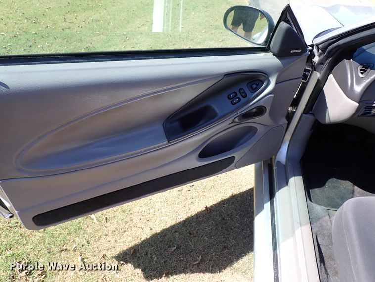 image for item IN9574 2001 Ford Mustang