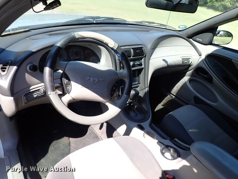 image for item IN9574 2001 Ford Mustang