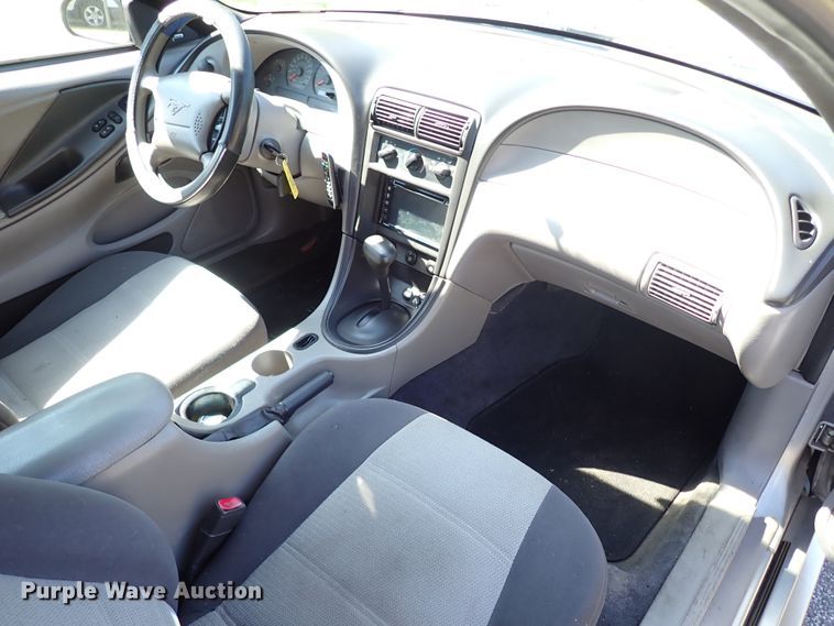 image for item IN9574 2001 Ford Mustang