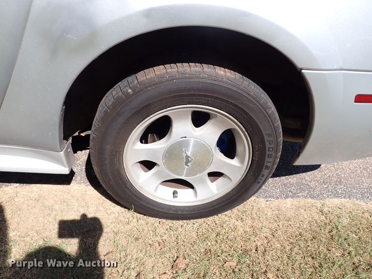 image for item IN9574 2001 Ford Mustang