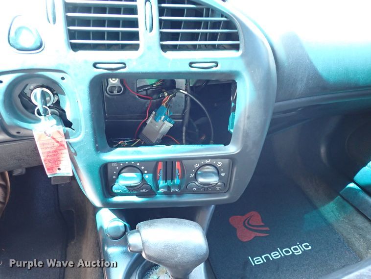 image for item IN9576 2004 Chevrolet Monte Carlo