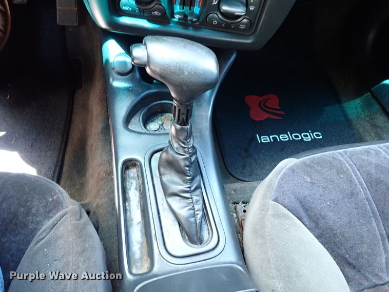 image for item IN9576 2004 Chevrolet Monte Carlo