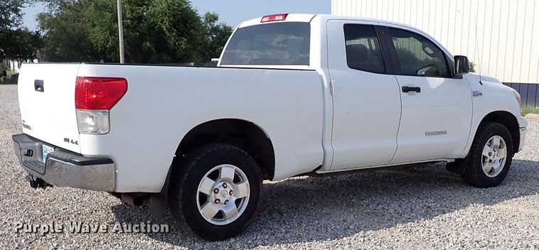 image for item IN9610 2010 Toyota Tundra  Double Cab pickup truck