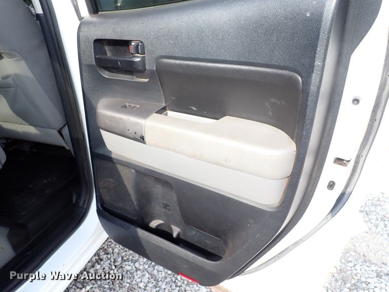 image for item IN9610 2010 Toyota Tundra  Double Cab pickup truck