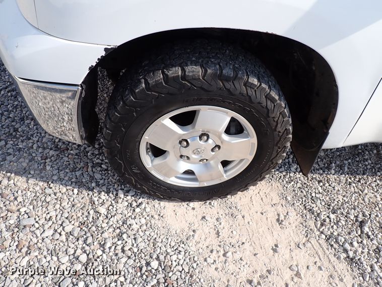 image for item IN9610 2010 Toyota Tundra  Double Cab pickup truck