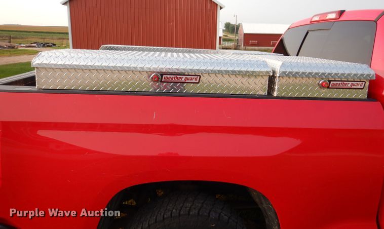 image for item IN9857 2016 Toyota Tundra  Double Cab pickup truck