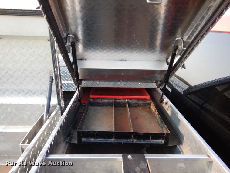 image for item IN9857 2016 Toyota Tundra  Double Cab pickup truck