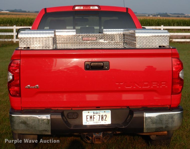 image for item IN9857 2016 Toyota Tundra  Double Cab pickup truck