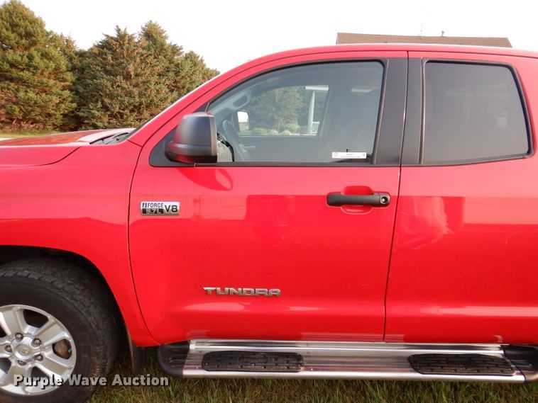 image for item IN9857 2016 Toyota Tundra  Double Cab pickup truck