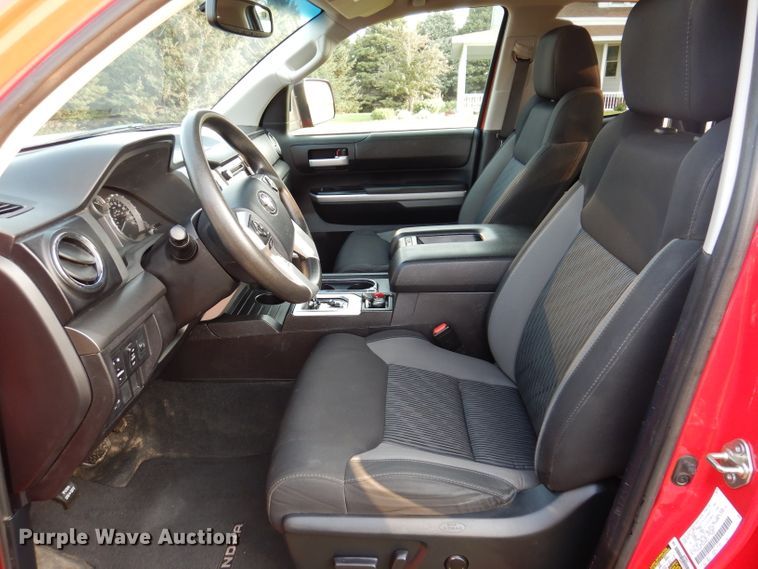 image for item IN9857 2016 Toyota Tundra  Double Cab pickup truck