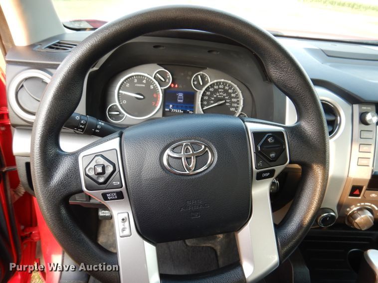 image for item IN9857 2016 Toyota Tundra  Double Cab pickup truck