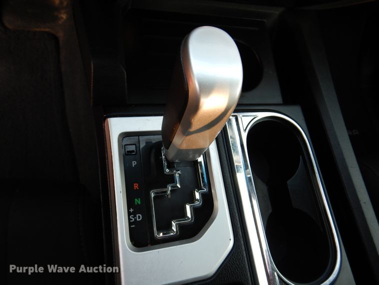 image for item IN9857 2016 Toyota Tundra  Double Cab pickup truck