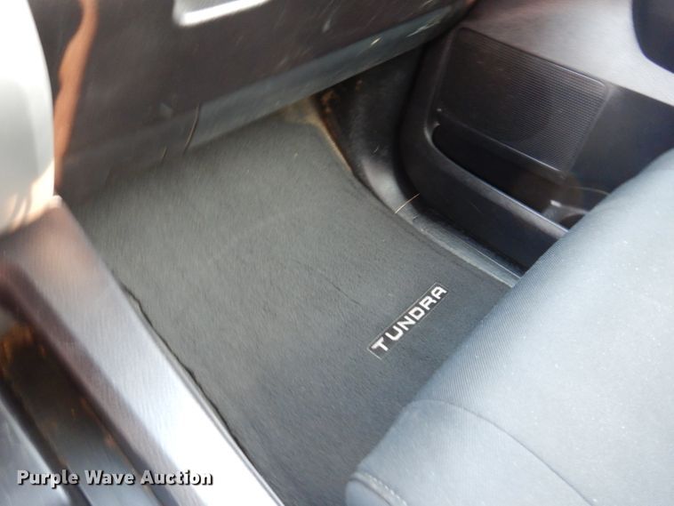 image for item IN9857 2016 Toyota Tundra  Double Cab pickup truck