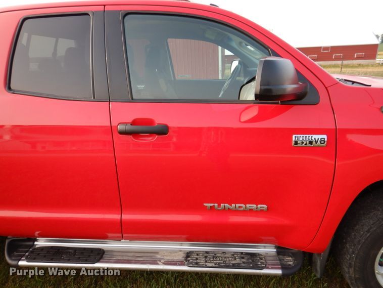 image for item IN9857 2016 Toyota Tundra  Double Cab pickup truck