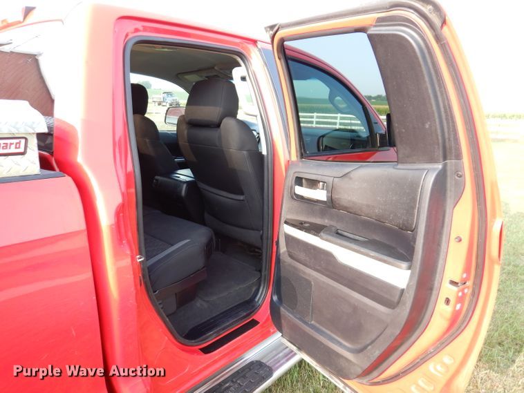 image for item IN9857 2016 Toyota Tundra  Double Cab pickup truck