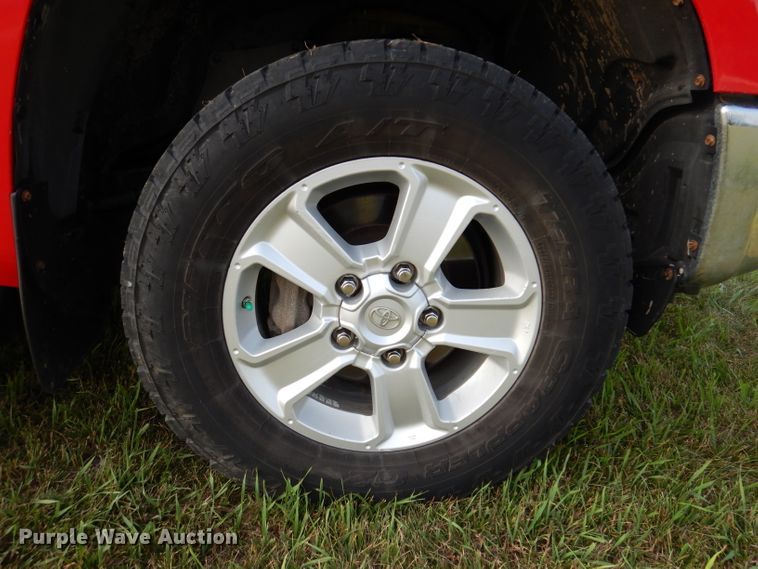 image for item IN9857 2016 Toyota Tundra  Double Cab pickup truck